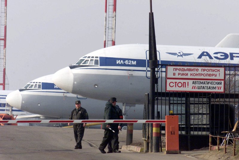 Ρωσία: Εργαζόμενος στην πρεσβεία των ΗΠΑ, πιάστηκε στο αεροδρόμιο με …νάρκη στην αποσκευή του