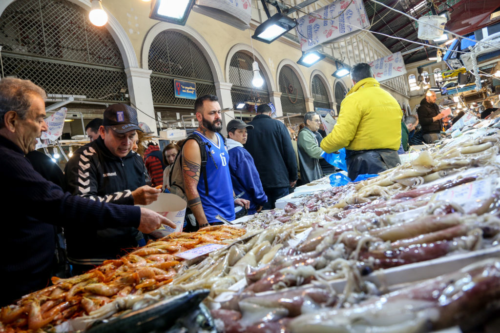 Ποιες αγορές θα μείνουν ανοιχτές σήμερα Κυριακή για προμήθεια σαρακοστιανών