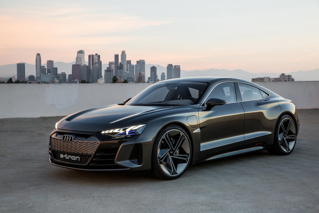 Audi e-tron GT concept, συνδυασμός ισχύος, οικονομίας και χώρων