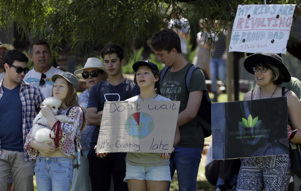 #Climatestrike: Παγκόσμια διαδήλωση νέων για το κλίμα (Photos – Video)