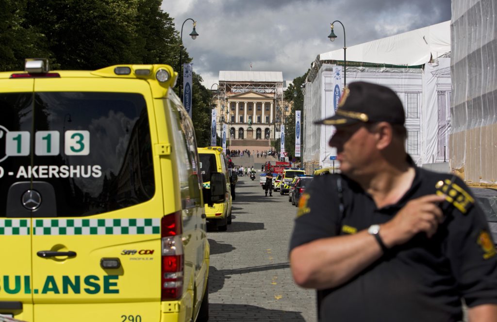 Όσλο: Ένοπλος εισέβαλε σε σχολείο – Τέσσερις τραυματίες (Photos)