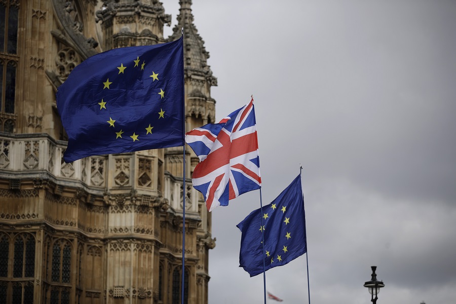 Βρετανία: Έκτακτη συζήτηση στη Βουλή για το Brexit – Ετοιμάζει διάγγελμα η Μέι