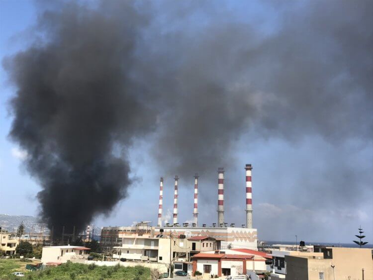 Γενικό μπλακ άουτ στην Κρήτη: Χωρίς ρεύμα όλο το νησί – Ισχυρή έκρηξη σε εργοστάσιο της ΔΕΗ (Photos – Video)