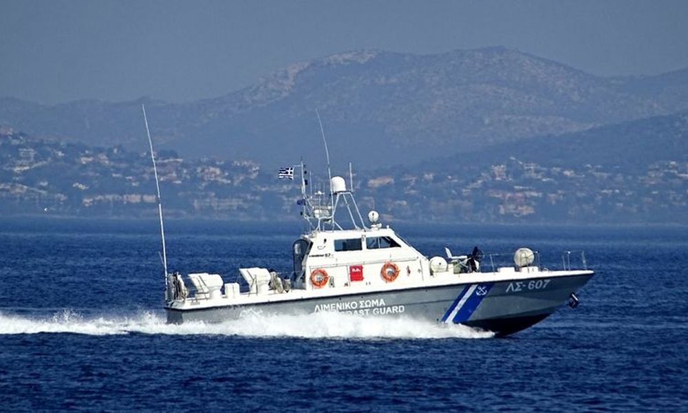 Ακυβέρνητο τουρκικό πλοίο, λόγω μηχανικής βλάβης στο Αγαθονήσι