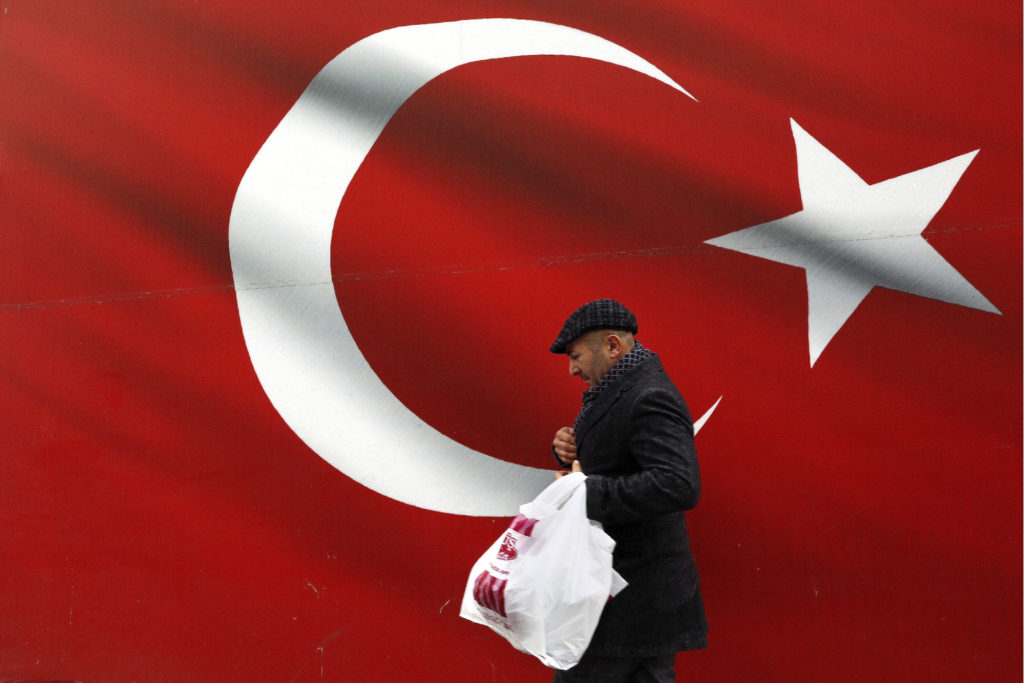 Τούρκος υπουργός Άμυνας: Οι απειλές, τα τελεσίγραφα και οι διορίες της Ουάσινγκτον δεν βοηθούν