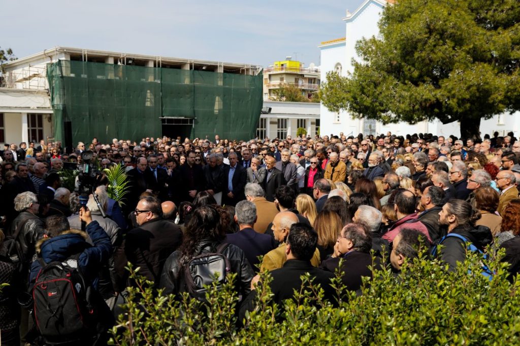 Το τελευταίο «αντίο» στον Βασίλη Λυριτζή (Photos)