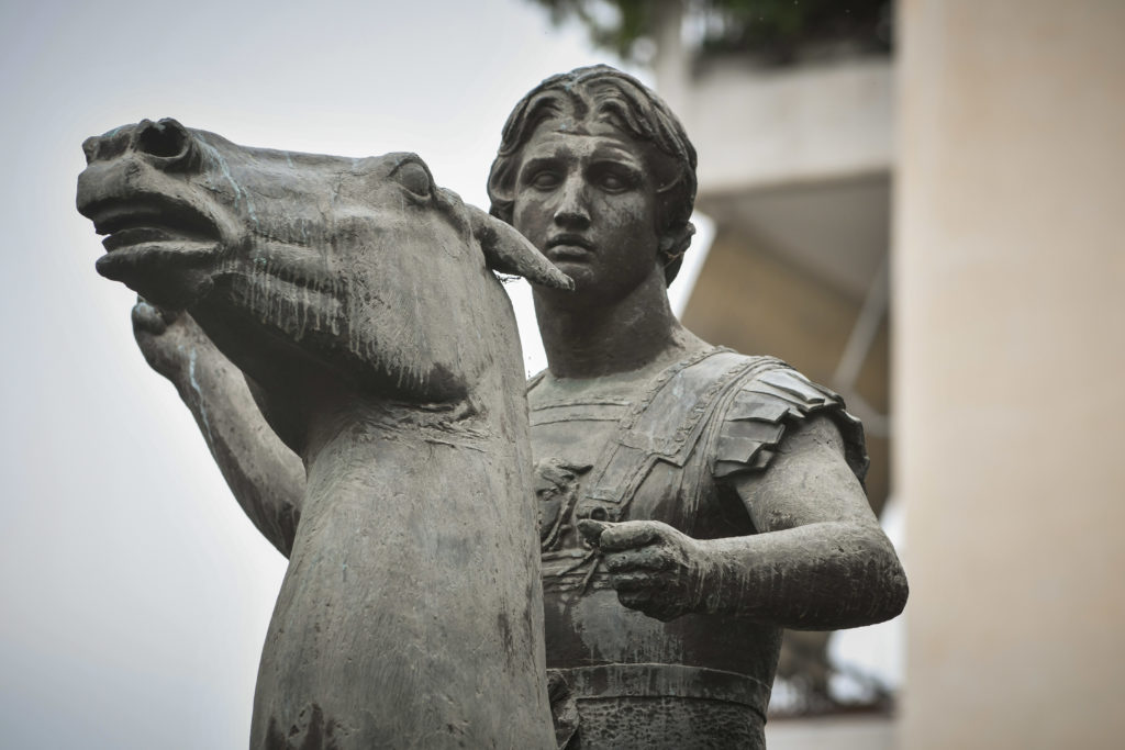 Ο Μεγαλέξανδρος σταμάτησε στην Αθήνα – Την Παρασκευή τα «αποκαλυπτήρια» του αγάλματος