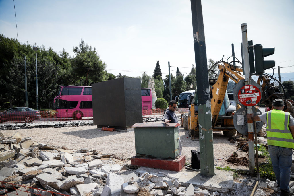 Δείτε το άγαλμα του Μεγάλου Αλεξάνδρου που θα τοποθετηθεί στο κέντρο της Αθήνας (Photos)