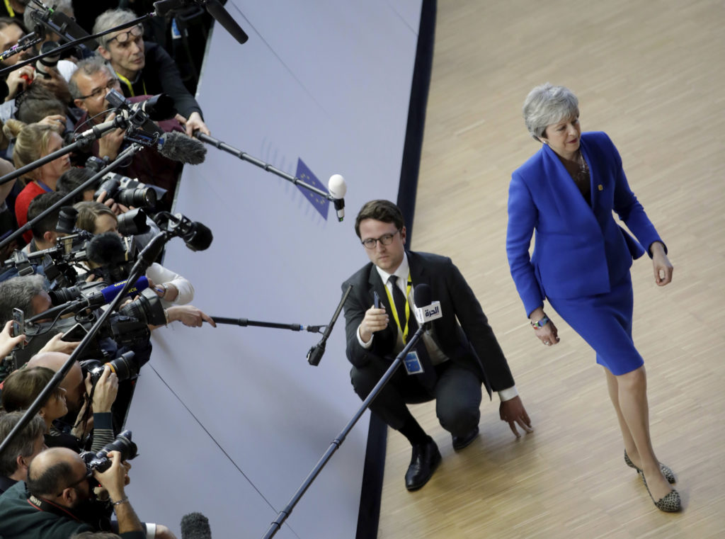Brexit – Σύνοδος Κορυφής: Η Μέι δηλώνει «ανοικτή σε οποιαδήποτε παράταση»