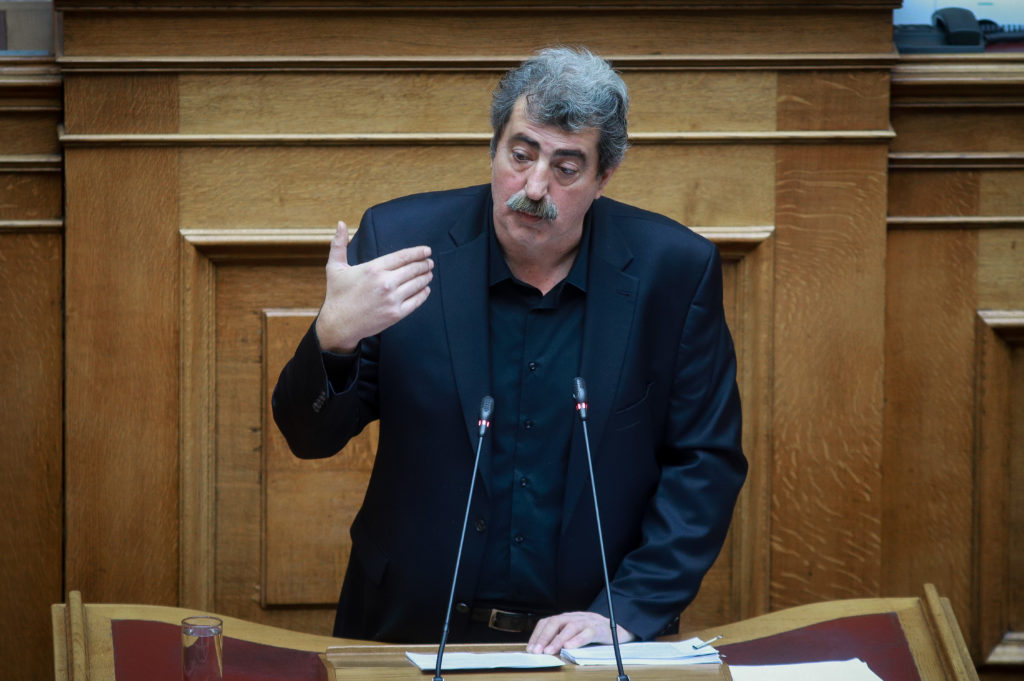 Λάβρος Πολάκης: Καμπουράκη με σιχάματα και σκουπίδια ασχολούμαι μία φορά!