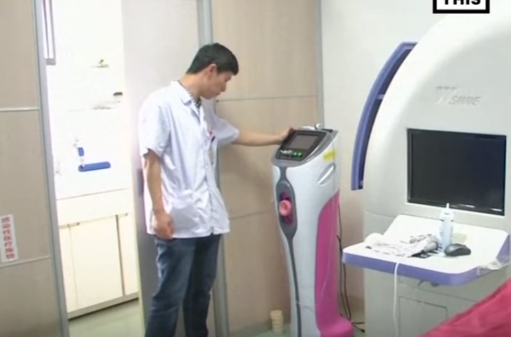 Αυτό είναι το ρομπότ που… εξάγει σπέρμα – Hands free αυνανισμός για δωρητές (Video)
