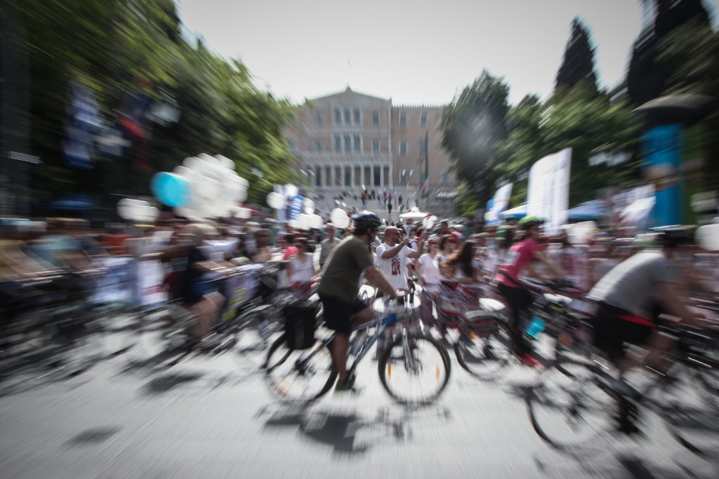 Ποιοι κεντρικοί δρόμοι της Αθήνας κλείνουν το πρωί της Κυριακής λόγω αθλητικών εκδηλώσεων