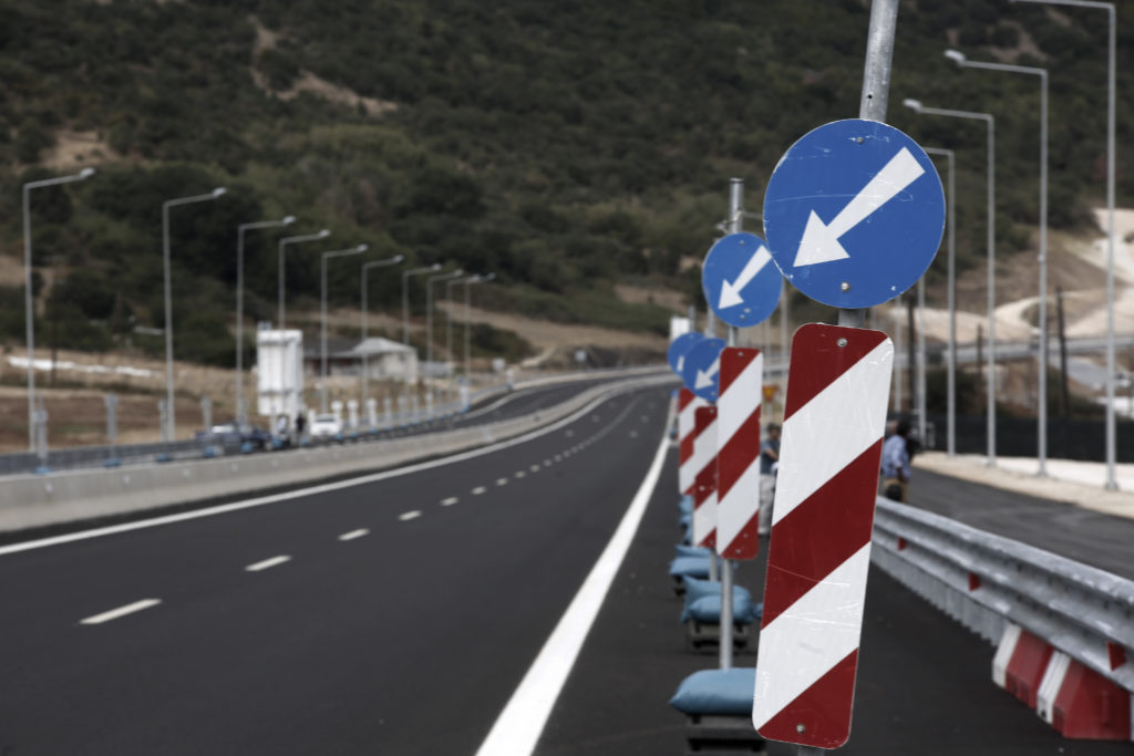 Ηλικιωμένος πήγαινε για δέκα χιλιόμετρα ανάποδα στην Αθηνών-Λαμίας