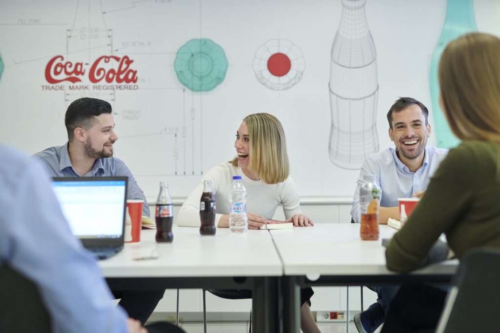 Η Coca-Cola Τρία Έψιλον στους εργοδότες επιλογής για τη Γενιά Y για 5η συνεχή χρονιά!