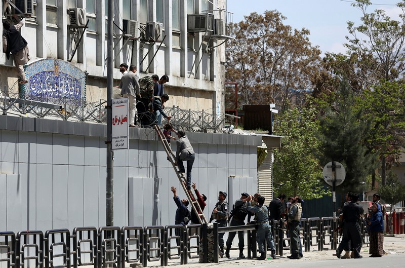 Αφγανιστάν: Το Ισλαμικό Κράτος ανέλαβε την ευθύνη για τη φονική επίθεση σε υπουργείο