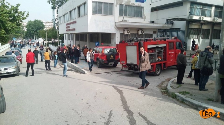 Υπό έλεγχο η μεγάλη φωτιά στο ΑΠΘ (Photos)