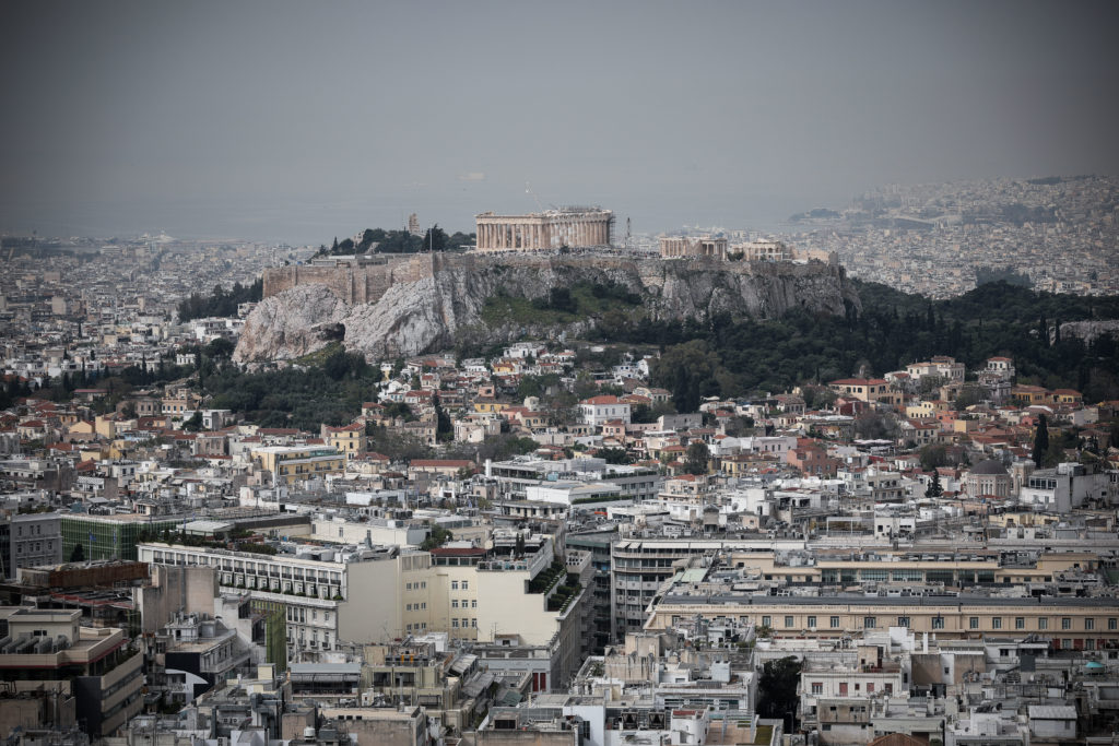 Καιρός: Συννεφιά και αφρικανική σκόνη – Δείτε που θα βρέξει