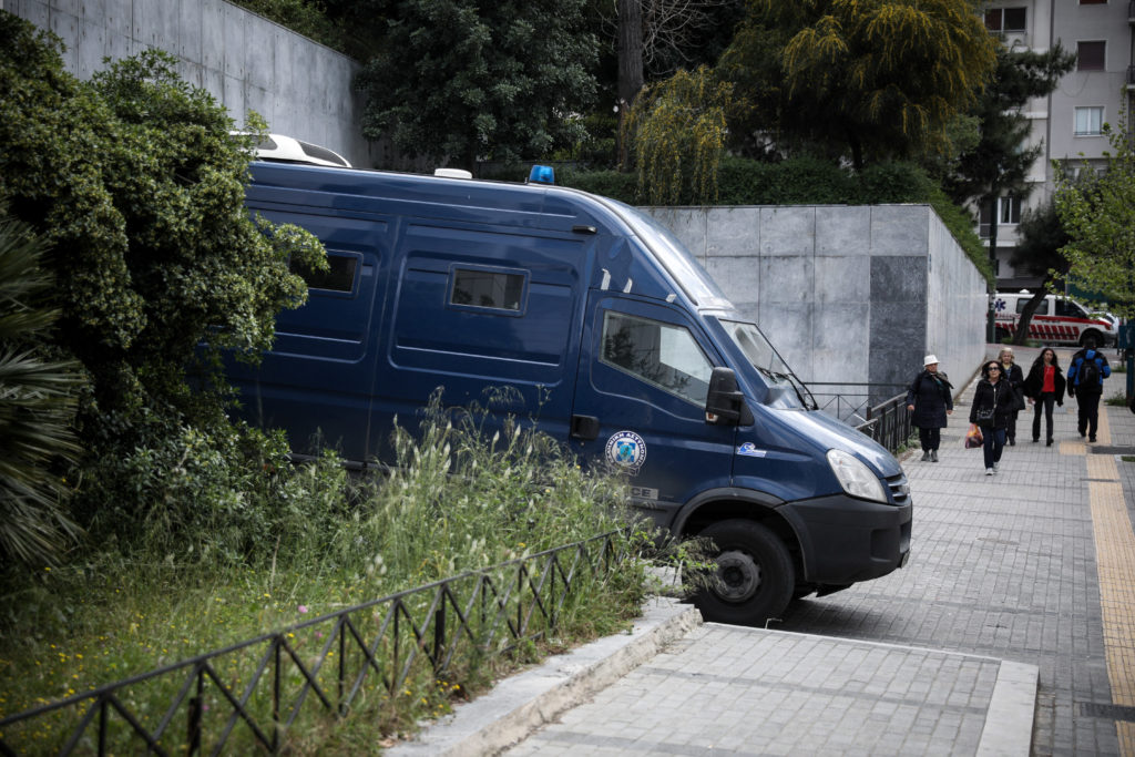 Διαμαρτυρία κρατουμένων για το συσσίτιο σε πτέρυγα των φυλακών Χανίων