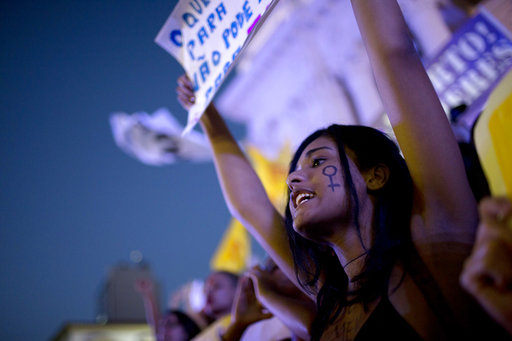 Βραζιλία: Διαδήλωση για νόμο που καταργεί εντελώς τις εκτρώσεις