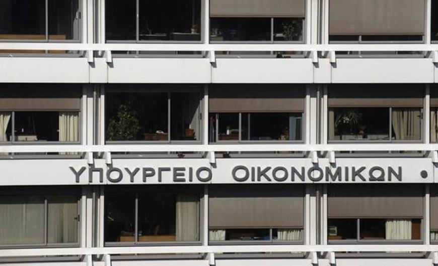 ΥΠΟΙΚ: Από τη Δευτέρα θα ισχύσει η μείωση του ΦΠΑ – Πού και πόσο μειώνεται