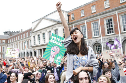 Το 66,4% των Ιρλανδών υπέρ φιλελευθεροποίησης της νομοθεσίας για τις αμβλώσεις