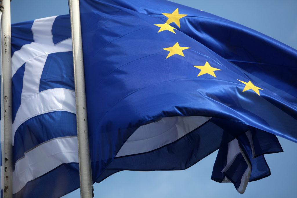 Εαρινές προβλέψεις Κομισιόν: Στο 2,2% η ανάπτυξη στην Ελλάδα για 2019 – 2020