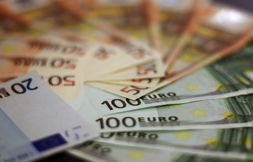 «Καμπάνα» 1,07 δισ. ευρώ της ΕΕ σε πέντε τράπεζες για σύσταση καρτέλ στην αγορά συναλλάγματος