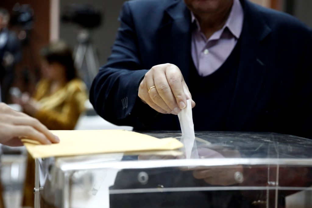 Έξι αριστερές οργανώσεις καταγγέλλουν «απαγορευτικούς όρους» συμμετοχής στις τοπικές εκλογές