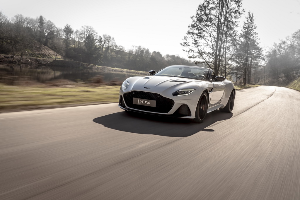 Aston Martin DBS Superleggera Volante, μια ξεχωριστή οδηγική εμπειρία