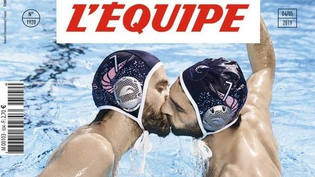 Το εκπληκτικό πρωτοσέλιδο της L’Equipe για την ομοφοβία που κάνει τον γύρο του διαδικτύου