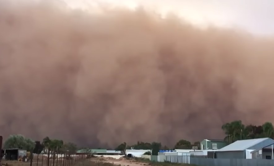 Αυστραλία: Σκηνές από ταινία καταστροφής προκάλεσε τεράστια αμμοθύελλα (Video)