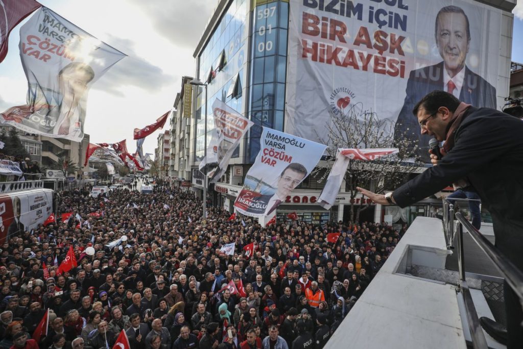 Τουρκία: Φακέλωσαν τους καλλιτέχνες που στηρίζουν Ιμάμογλου!
