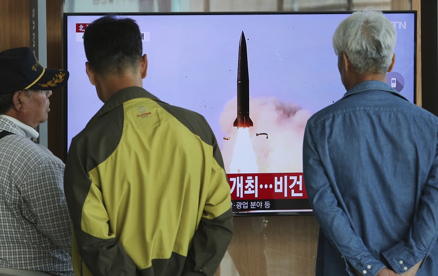 Νέα ένταση στην Βόρεια Κορέα: Εκτοξεύθηκαν δύο πύραυλοι – Ανησυχεί η Σεούλ