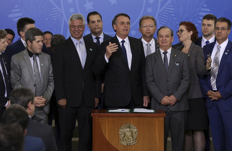 Βραζιλία: Υπογράφηκε το «διάταγμα του τρόμου» για την οπλοκατοχή