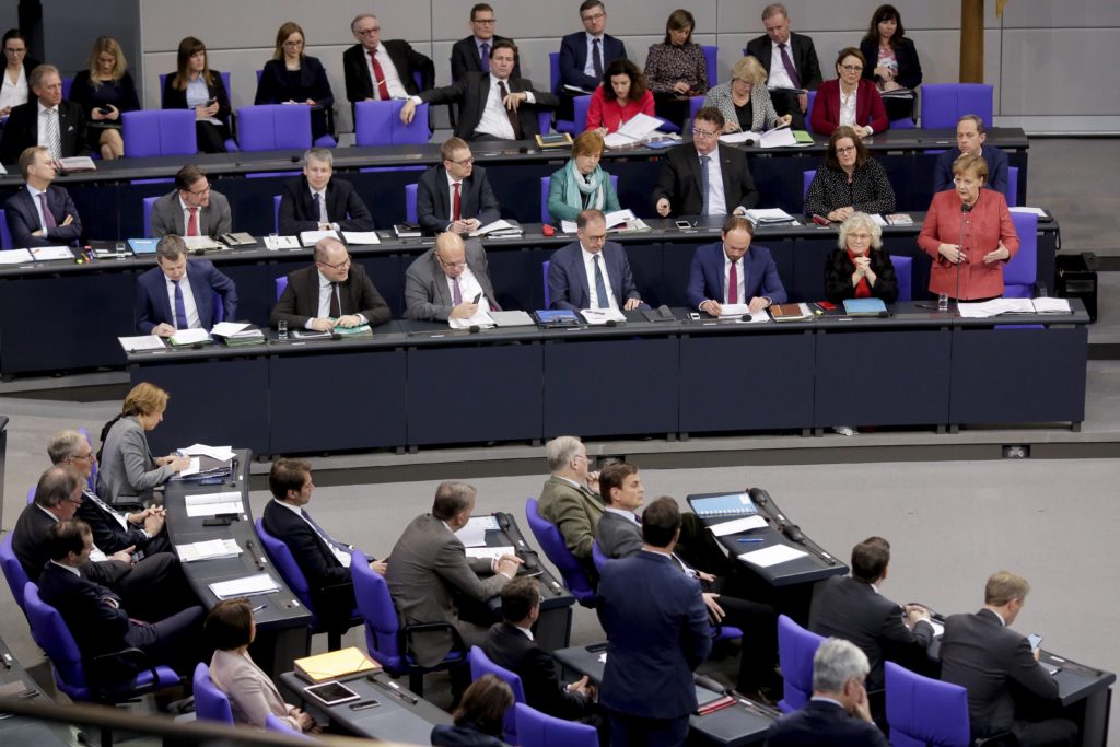 Γερμανία – Bundestag: Απομονωμένοι οι ακροδεξιοί στη συζήτηση για το ελληνικό πρόγραμμα