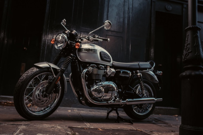 Νέα Triumph Bonneville Τ120 Diamond Edition