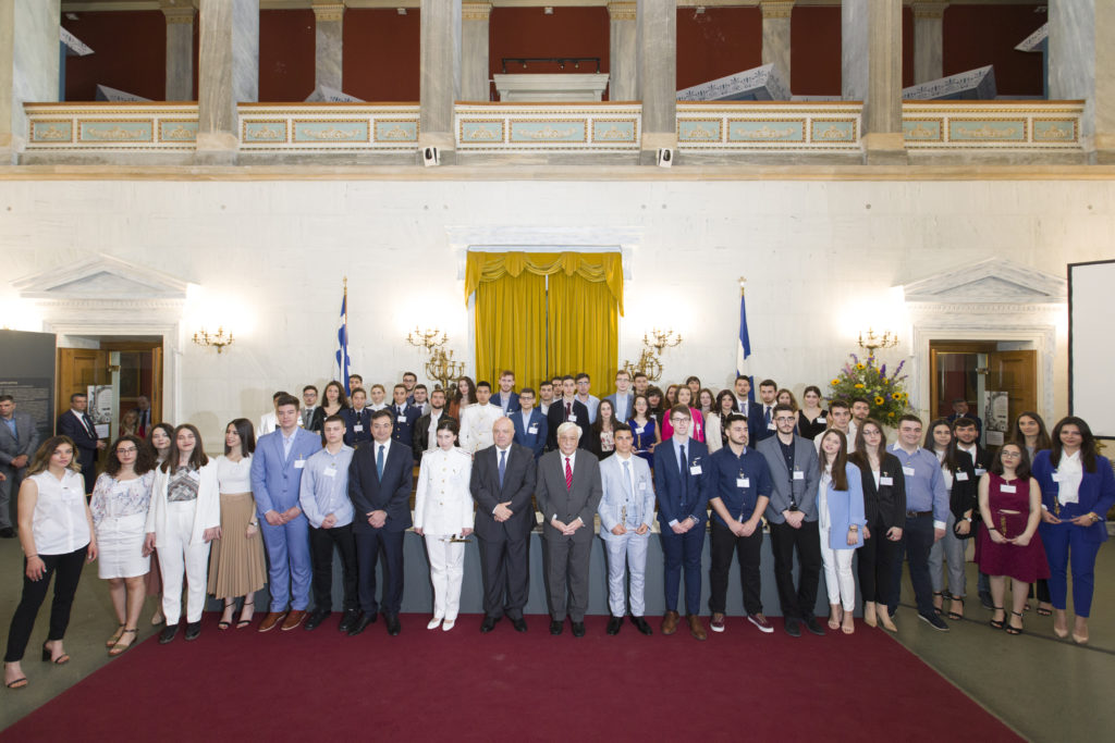 Η Μεγάλη Στιγμή για την Παιδεία: Τιμητική βράβευση για τους Πρώτους εκ των Πρώτων