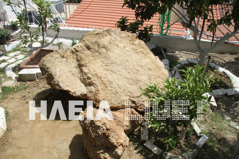 Ηλεία: Βράχος έπεσε σε σπίτι από τον σεισμό των 4,7 Ρίχτερ – Ζημιές σε κατοικίες και καταστήματα (Photos)