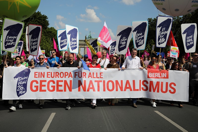 Ξεσηκωμός στη Γερμανία κατά του εξτρεμισμού