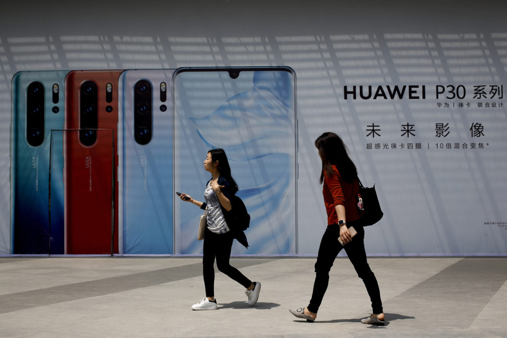 Η Google στον πόλεμο ΗΠΑ-Huawei – Μπλοκάρει τις αναβαθμίσεις του Android και κόβει την πρόσβαση σε εφαρμογές