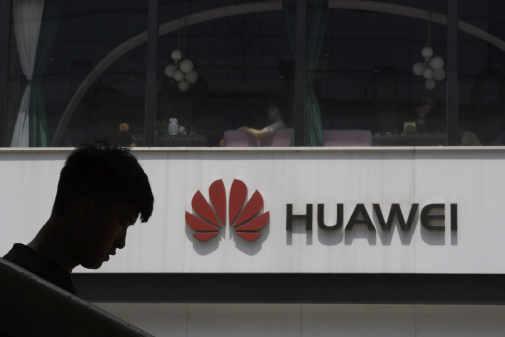 Η πρώτη απάντηση της Huawei στον αποκλεισμό της από το Android και τη Google