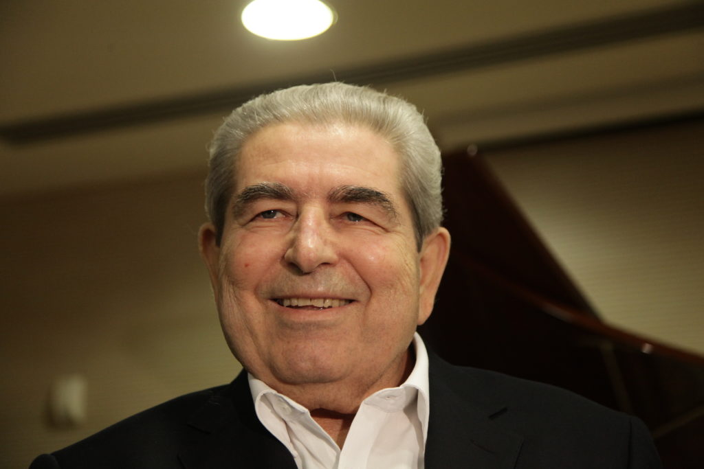 Διασωληνώθηκε ο τέως πρόεδρος της Κύπρου Δημήτρης Χριστόφιας – Παραμένει κρίσιμη η κατάσταση της υγείας του
