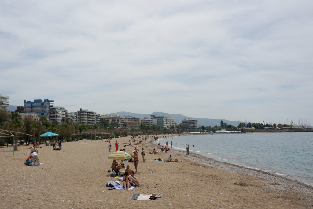 Πρώτα ψήφος, μετά…  παραλία (Photos)