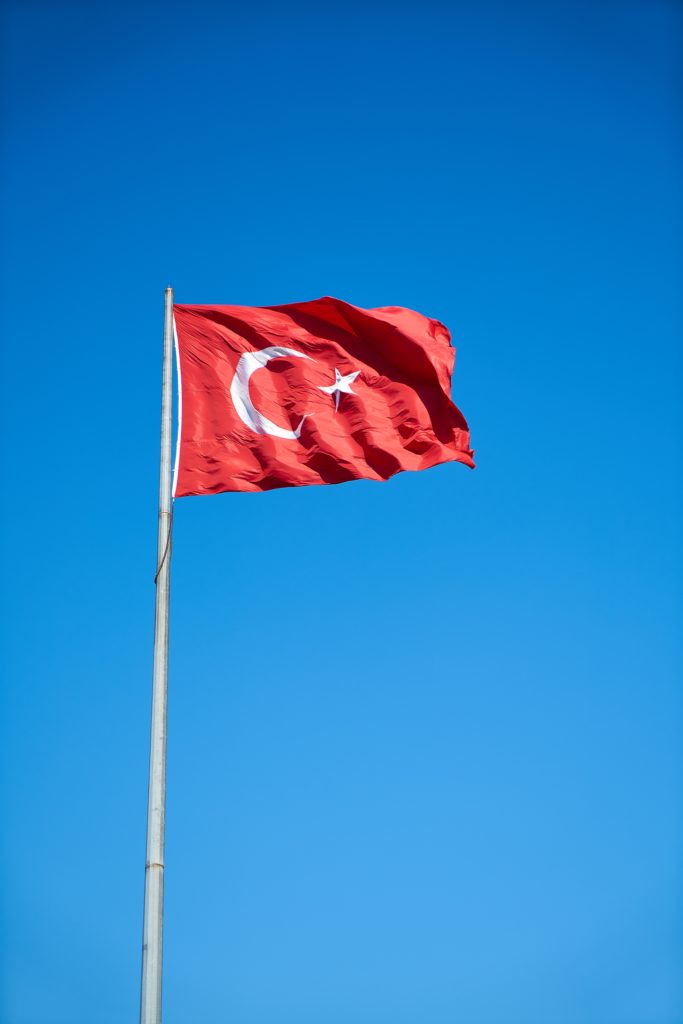 Συνεχίζονται τα προβλήματα για την τουρκική οικονομία – Συρρικνώθηκε 2,6% το α΄τρίμηνο