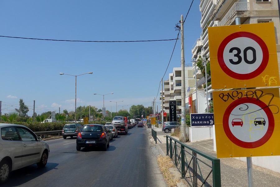 Κυκλοφοριακές ρυθμίσεις στην Παραλιακή – Παραδίδεται το πρώτο τμήμα της νέας Λεωφόρου Ποσειδώνος