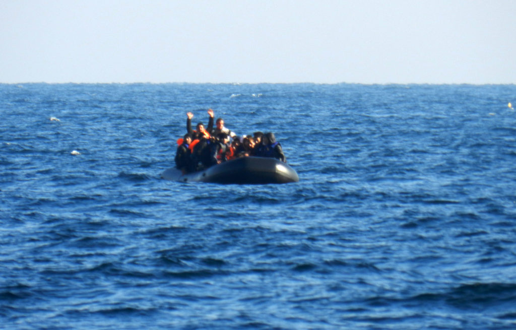 Τουρκία: Δώδεκα άνθρωποι έχασαν τη ζωή τους μετά τη βύθιση λέμβου με μετανάστες