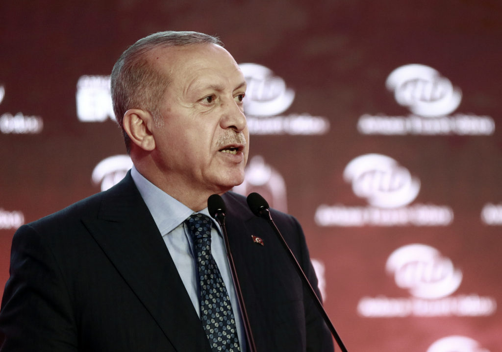 Ο Ερντογάν ακύρωσε 39 προεκλογικές ομιλίες – Συγκαλεί έκτακτο υπουργικό