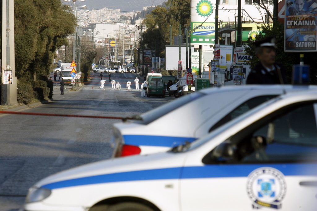 Κινηματογραφική απόδραση 4 κρατουμένων από το αλλοδαπών με ανταλλαγή πυροβολισμών