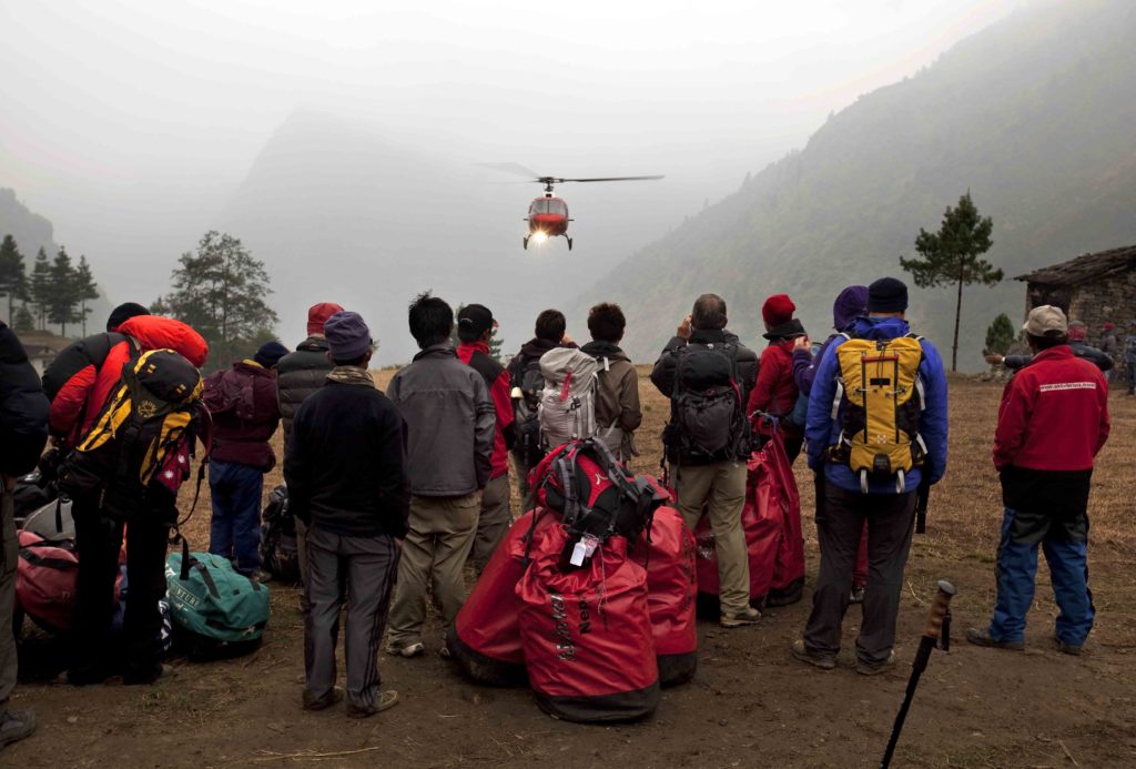 Ιμαλάια: Εντοπίστηκαν πέντε πτώματα – Συνεχίζονται οι έρευνες για τους ορειβάτες
