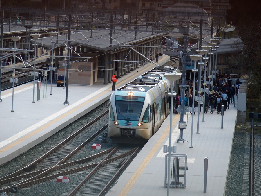 Έπεσαν οι υπογραφές – Ο Προαστιακός πάει Λουτράκι